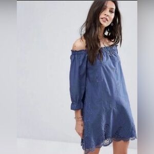 Abercrombie & Fitch Off-Shoulder Embroidered Mini Dress | Size‎ XS | Boho Vibes